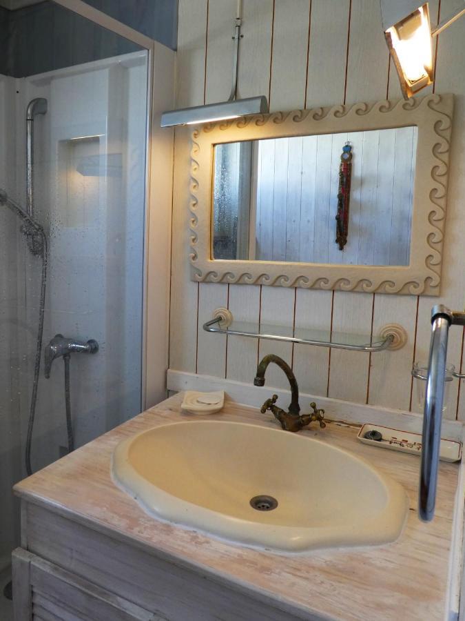 Un Chalet En Bois A La Plage Gruissan Kültér fotó