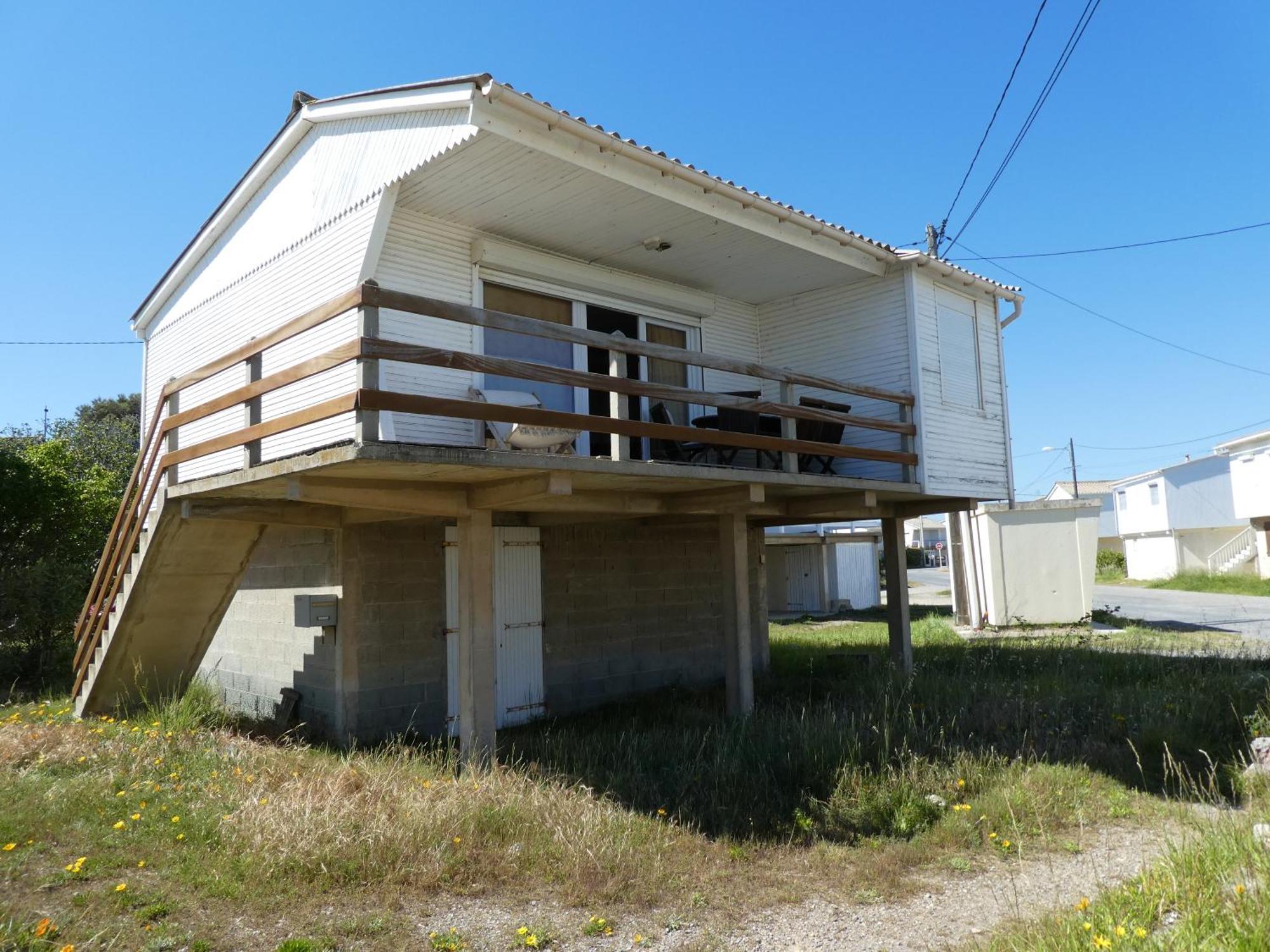 Un Chalet En Bois A La Plage Gruissan Kültér fotó